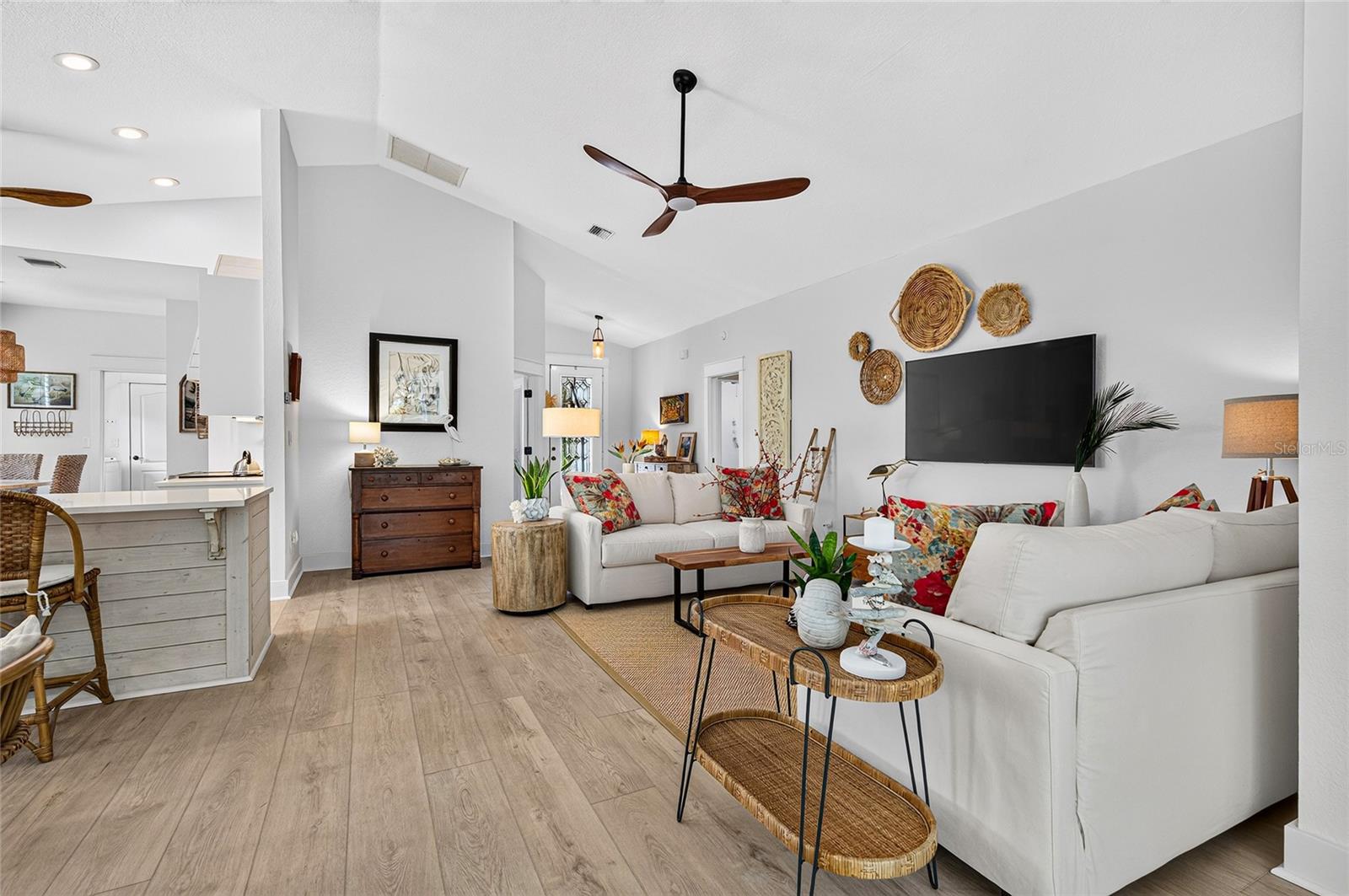 836 CONNEMARA CIR — photo 46