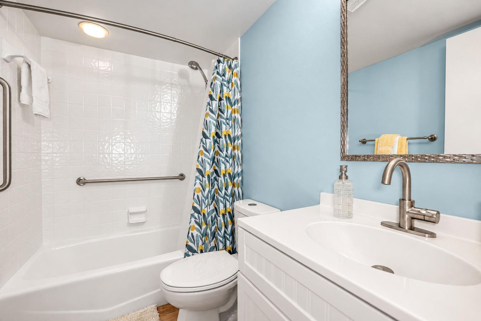 690 ISLAND WAY #606 — photo 29