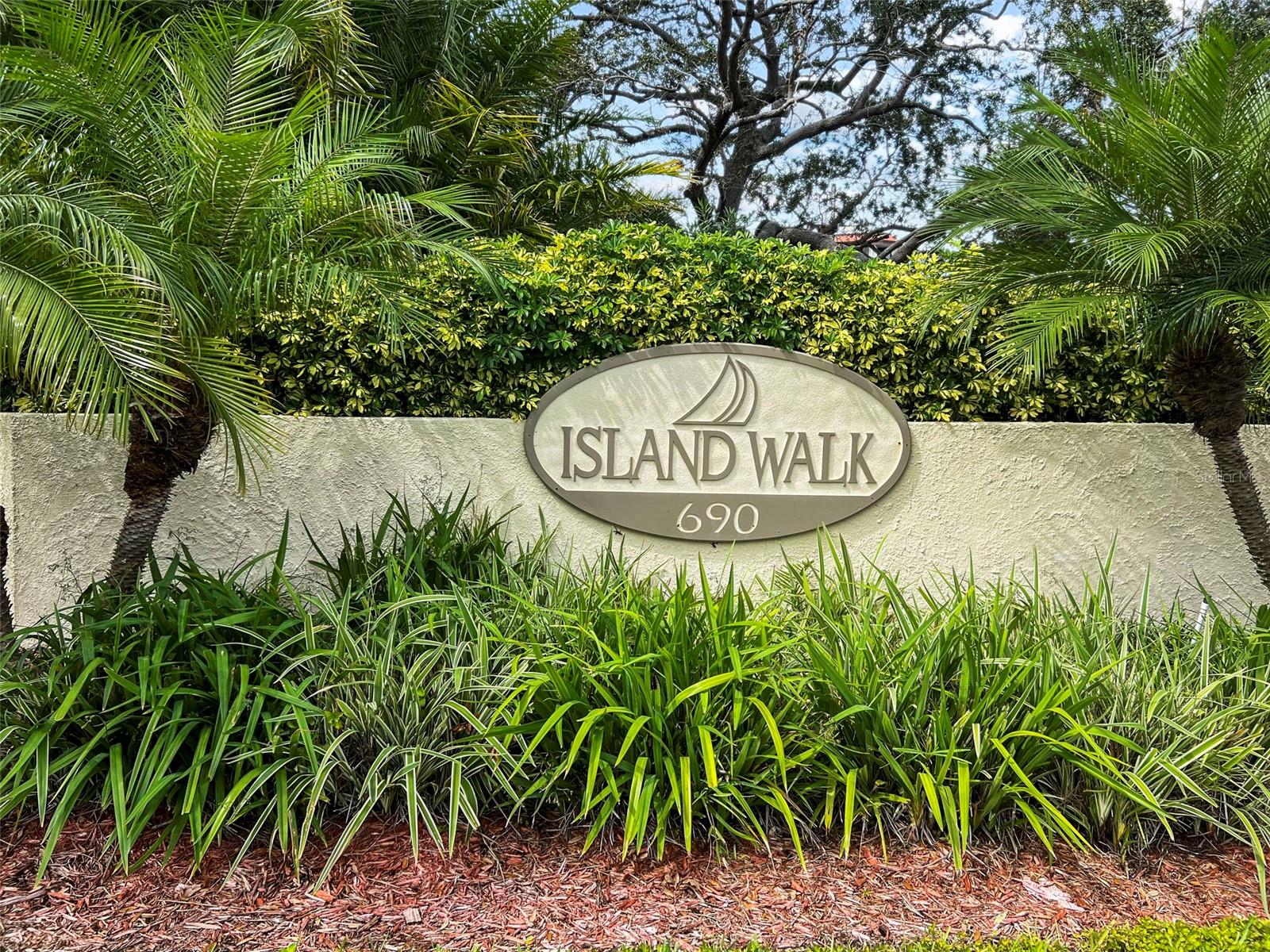690 ISLAND WAY #606 — photo 44
