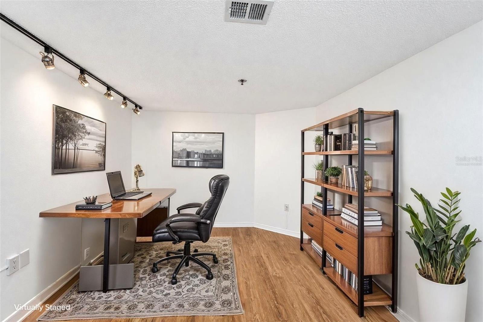 690 ISLAND WAY #606 — photo 15