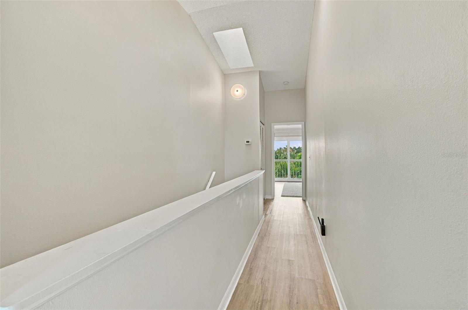 405 MADEIRA CIR — photo 34