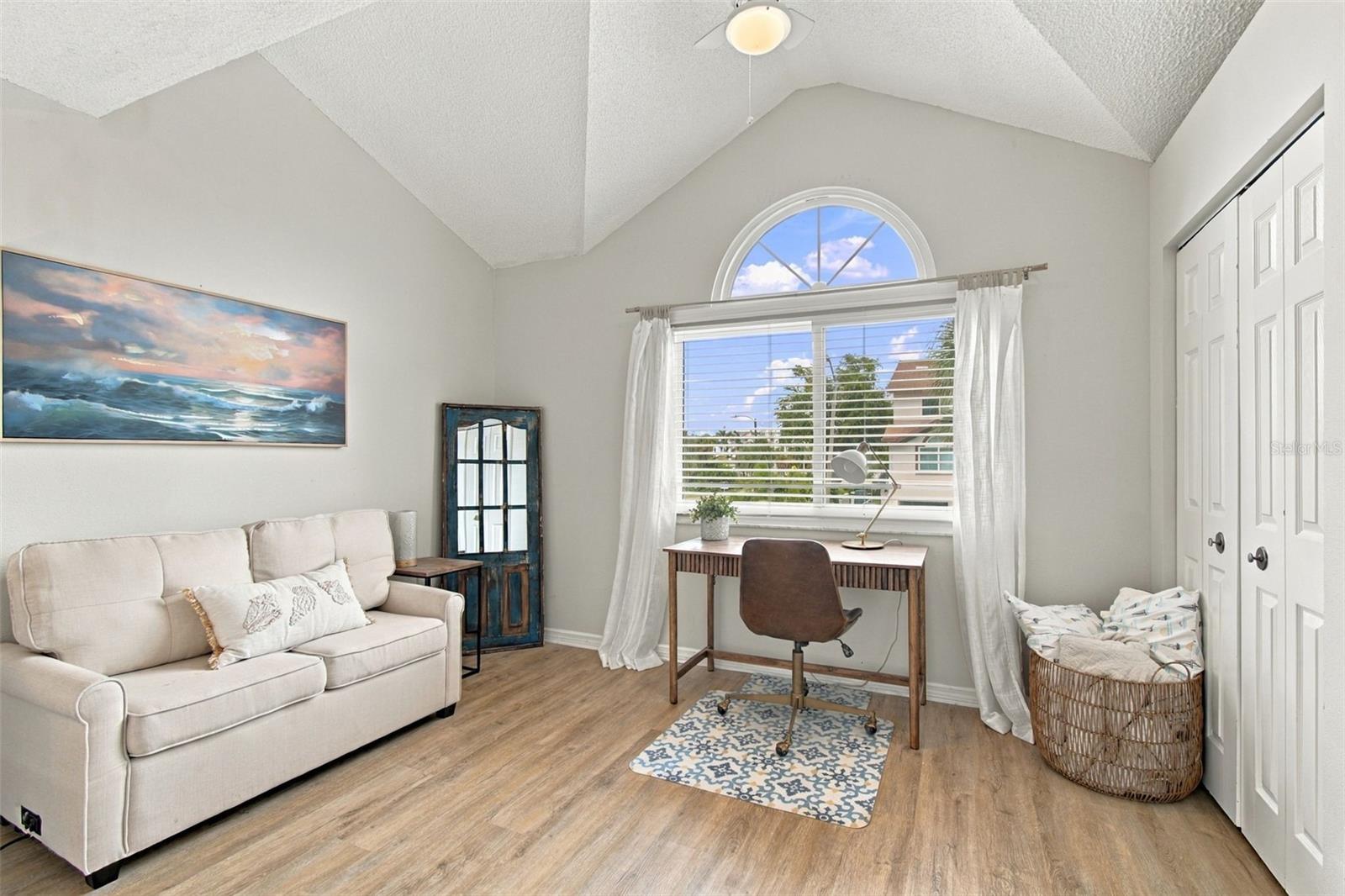 405 MADEIRA CIR — photo 21