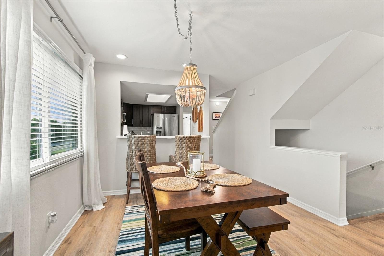 405 MADEIRA CIR — photo 13