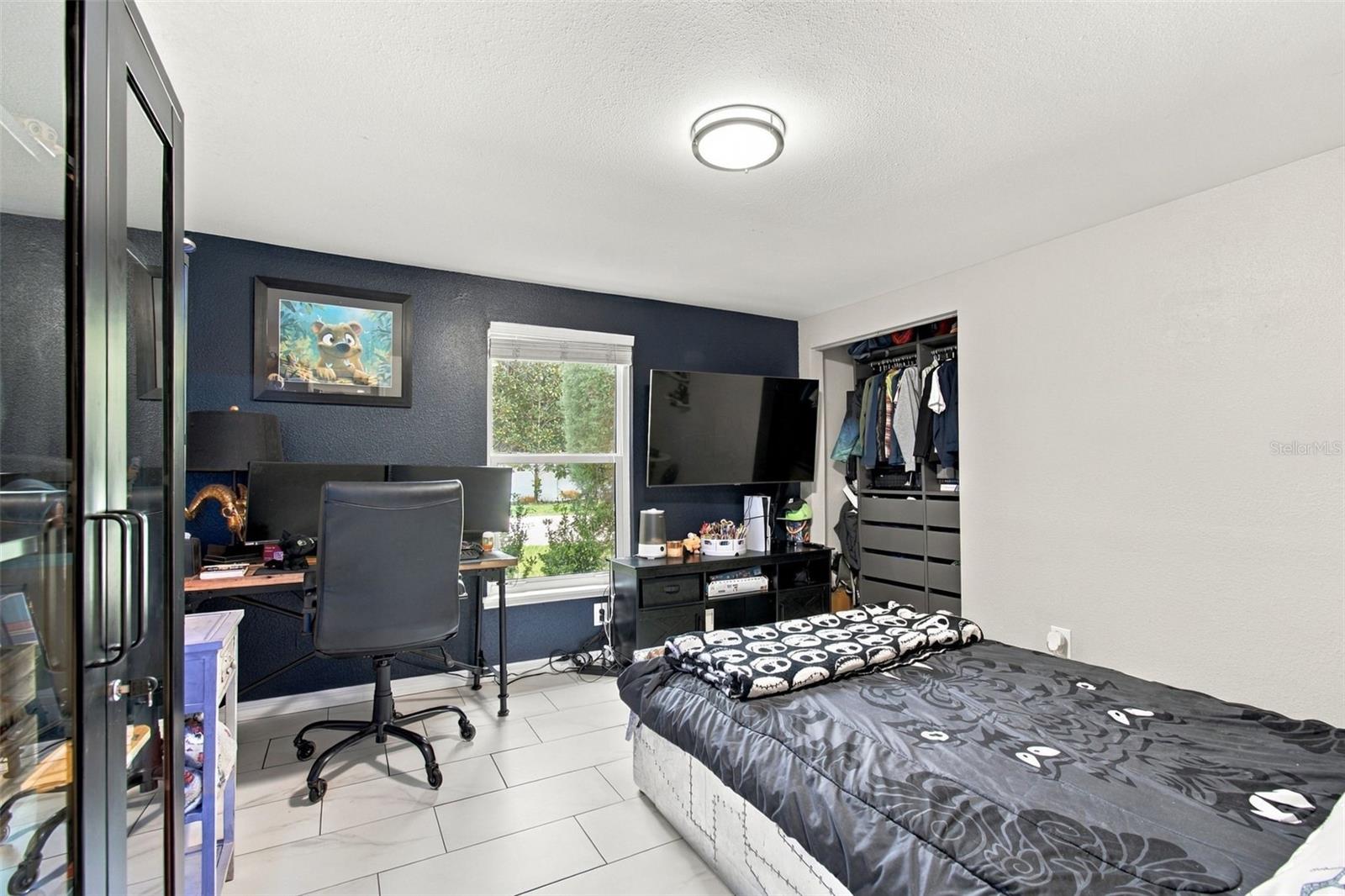 19902 GUNN HWY — photo 38