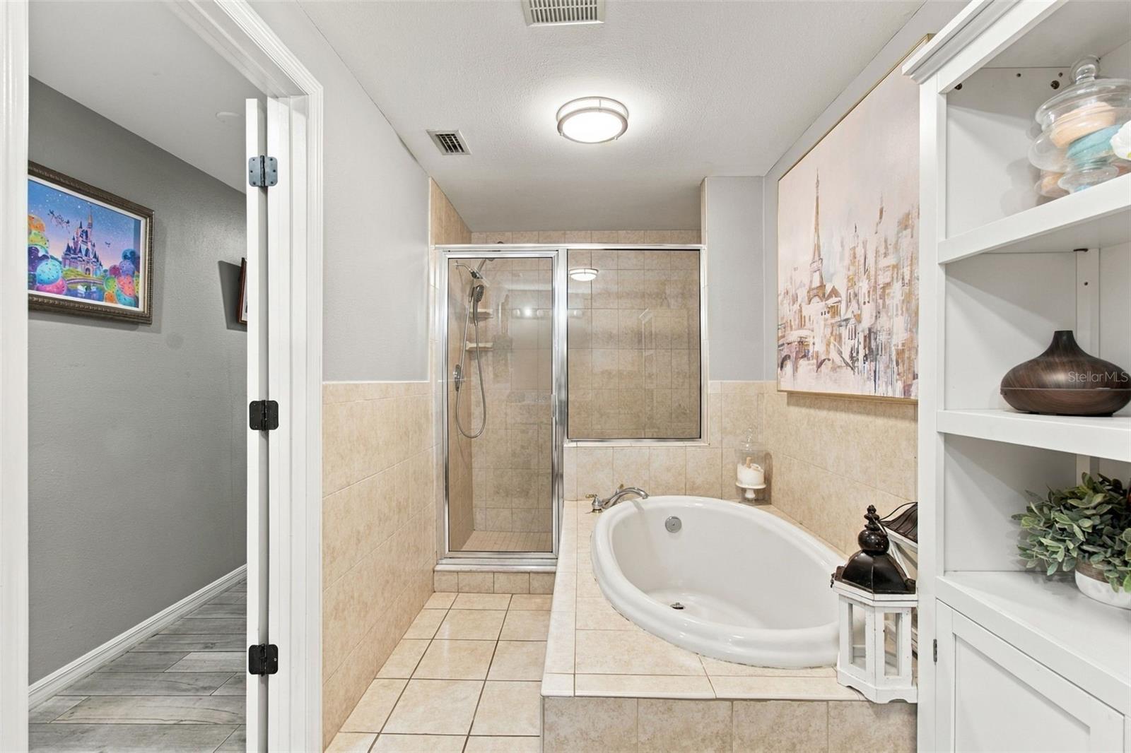 19902 GUNN HWY — photo 35