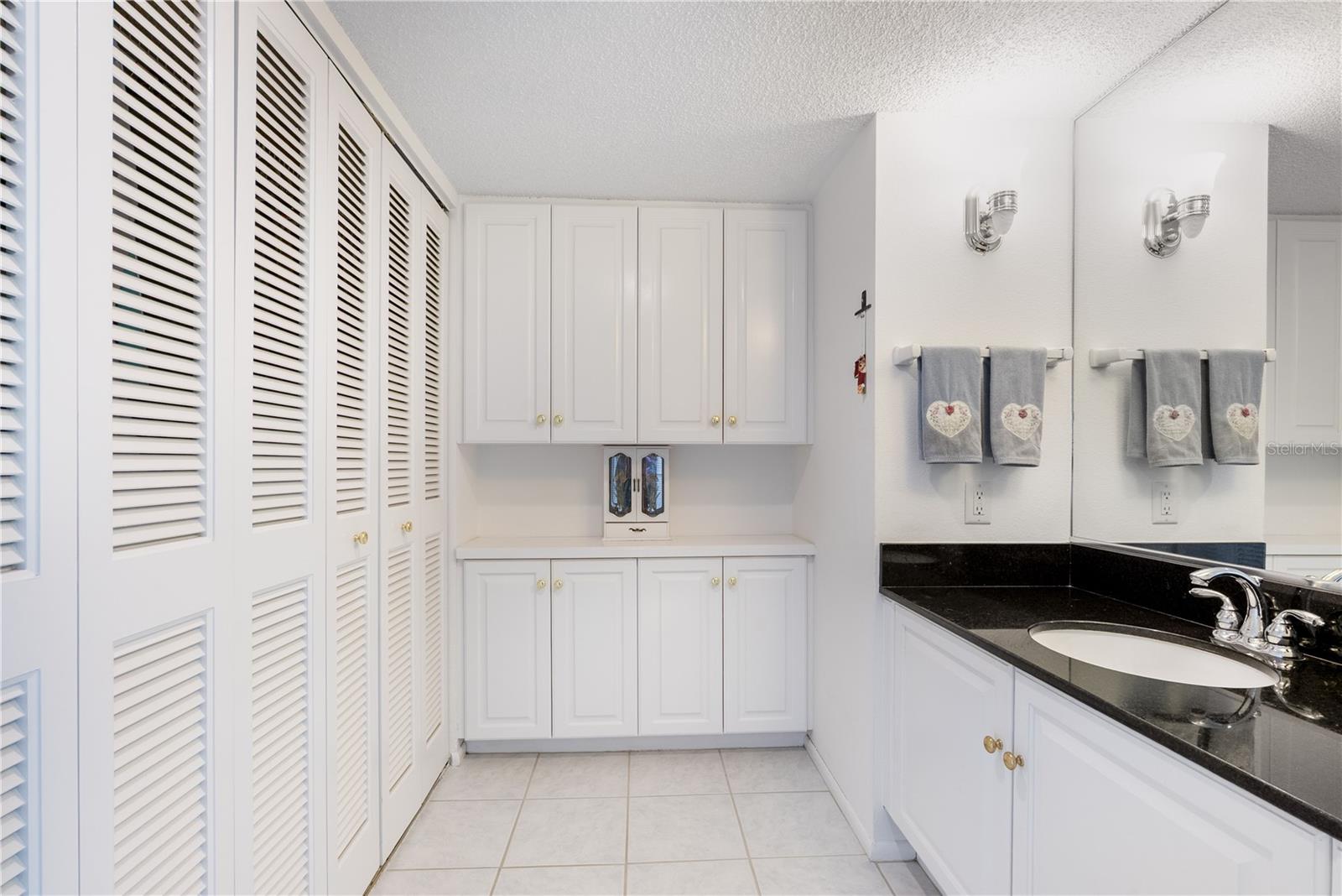 6285 MIDNIGHT PASS RD #406 — photo 33