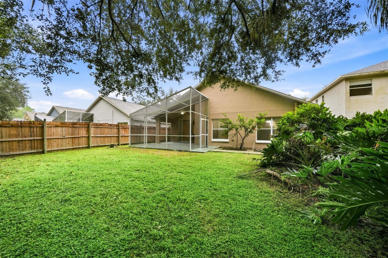 8608 BUTTONBUSH CT — photo 39
