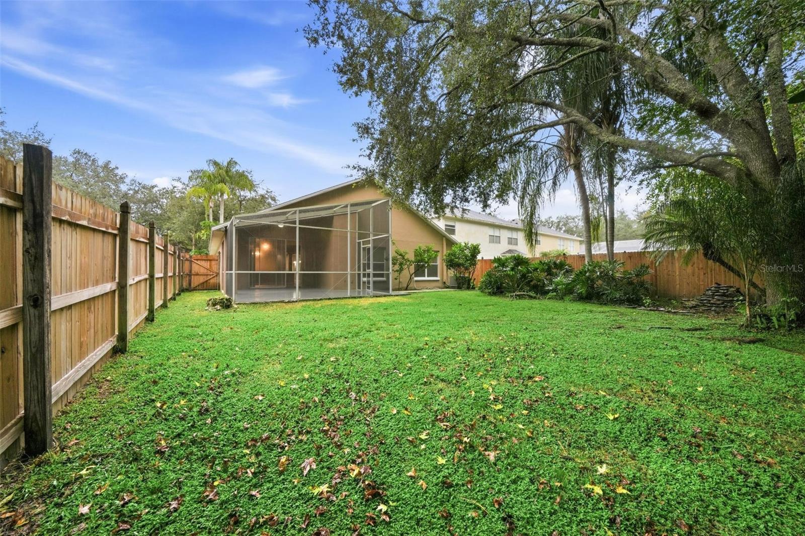 8608 BUTTONBUSH CT — photo 42