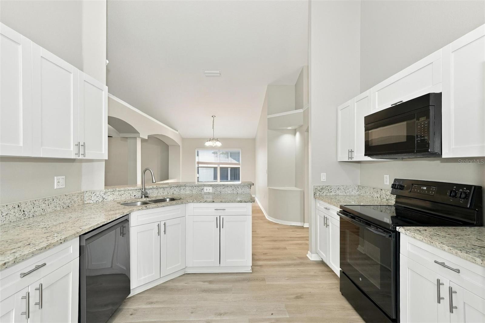 8608 BUTTONBUSH CT — photo 19