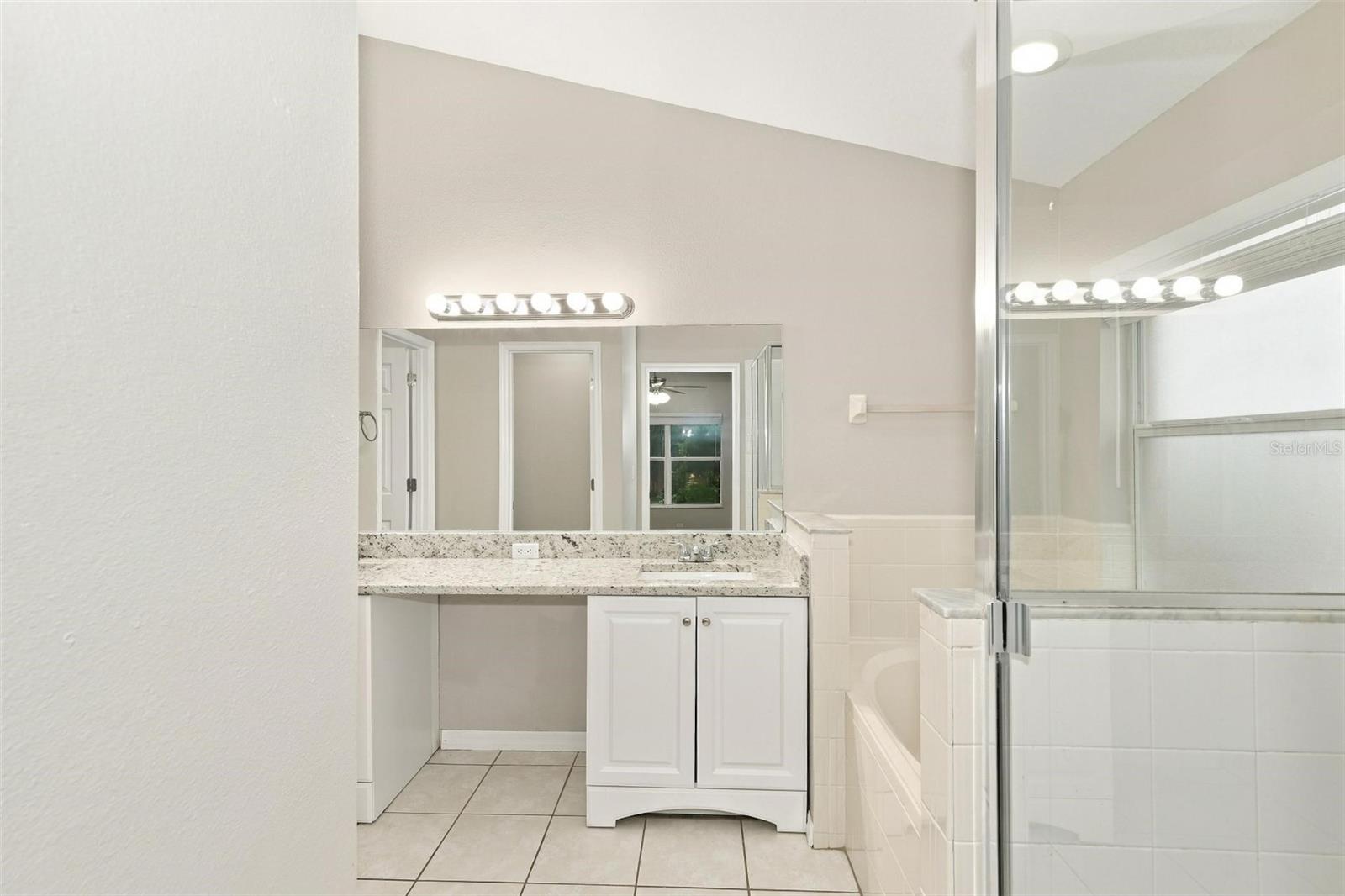 8608 BUTTONBUSH CT — photo 26
