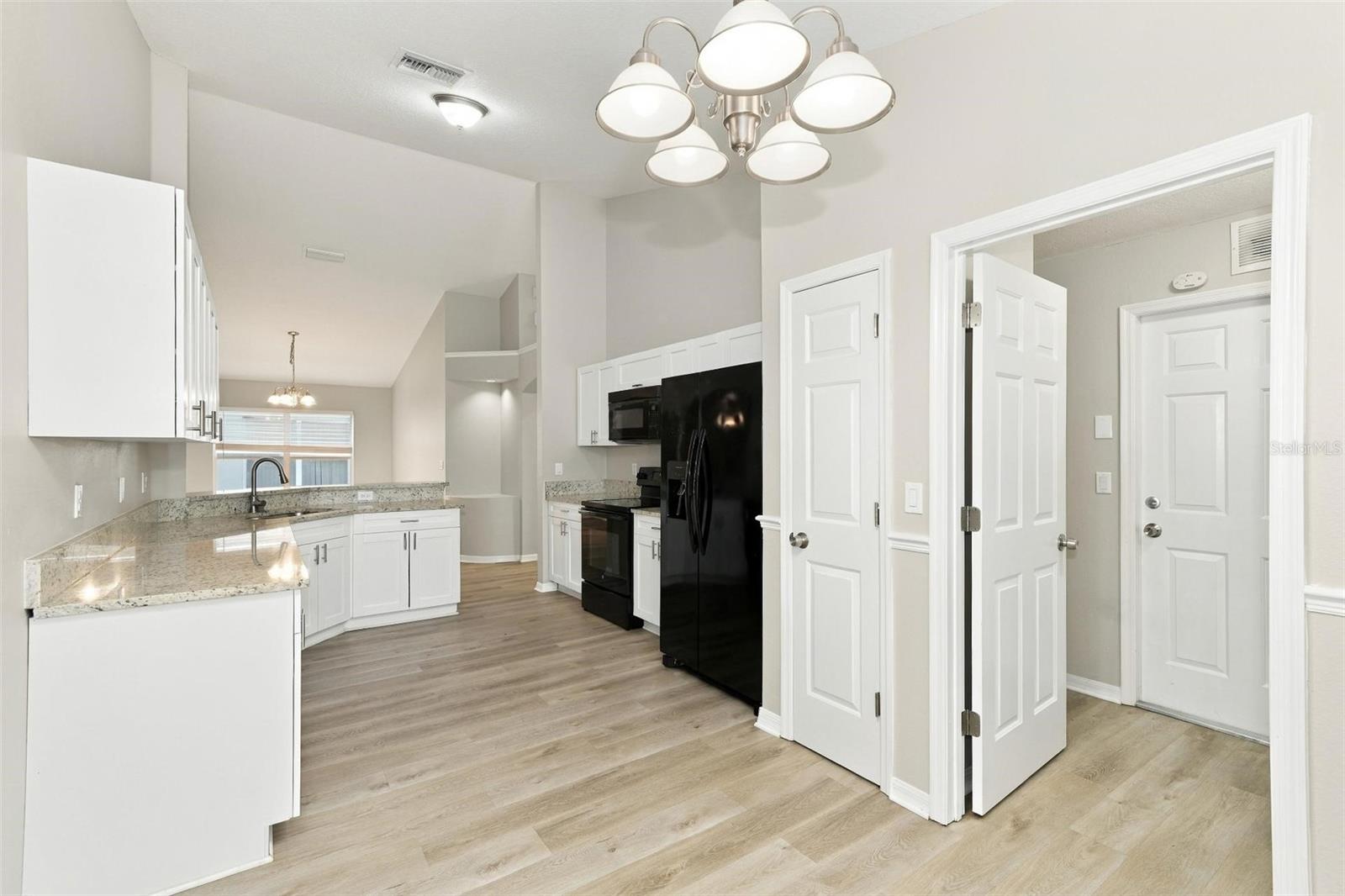 8608 BUTTONBUSH CT — photo 16