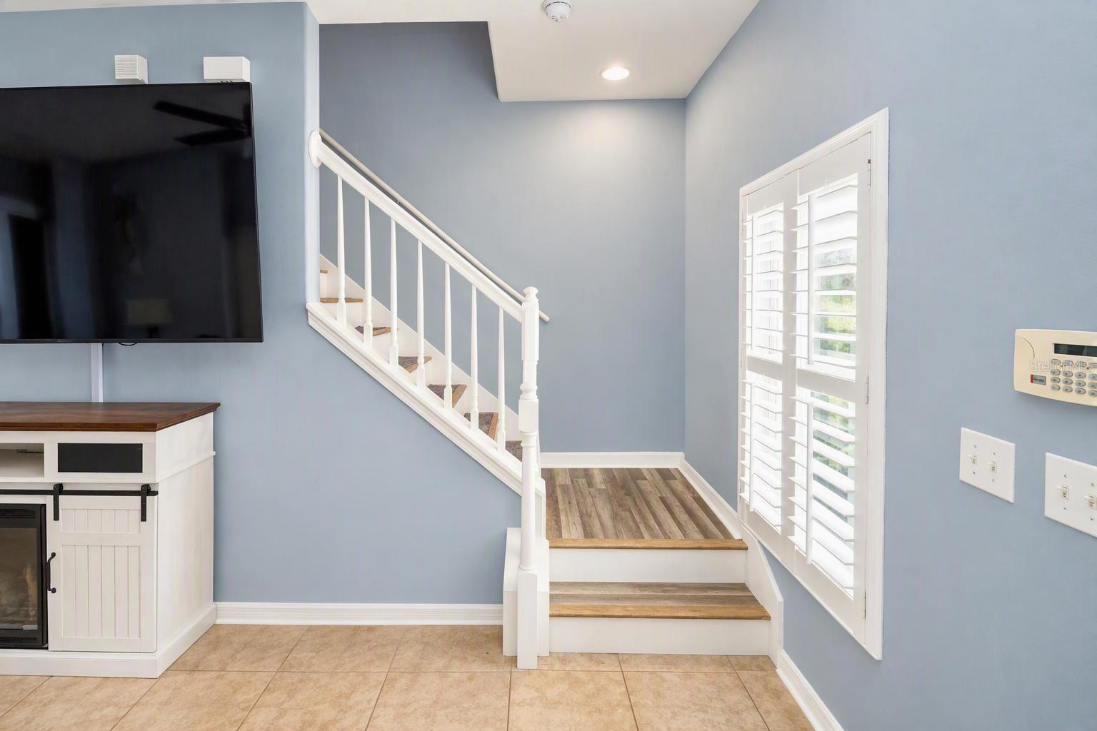 2709 LANTERN HILL AVE — photo 2