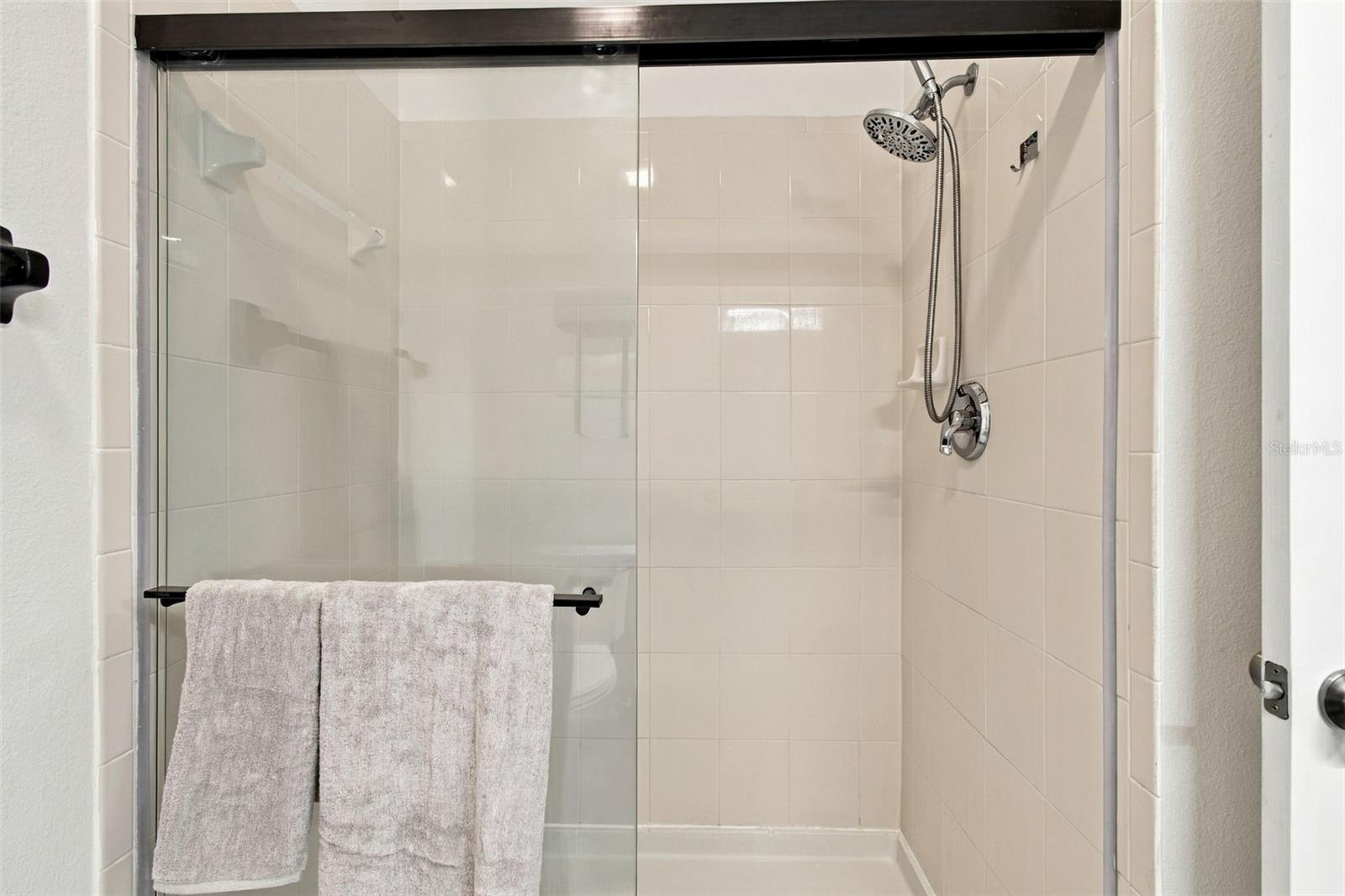 9420 GEORGIAN PARK LN #108 — photo 33
