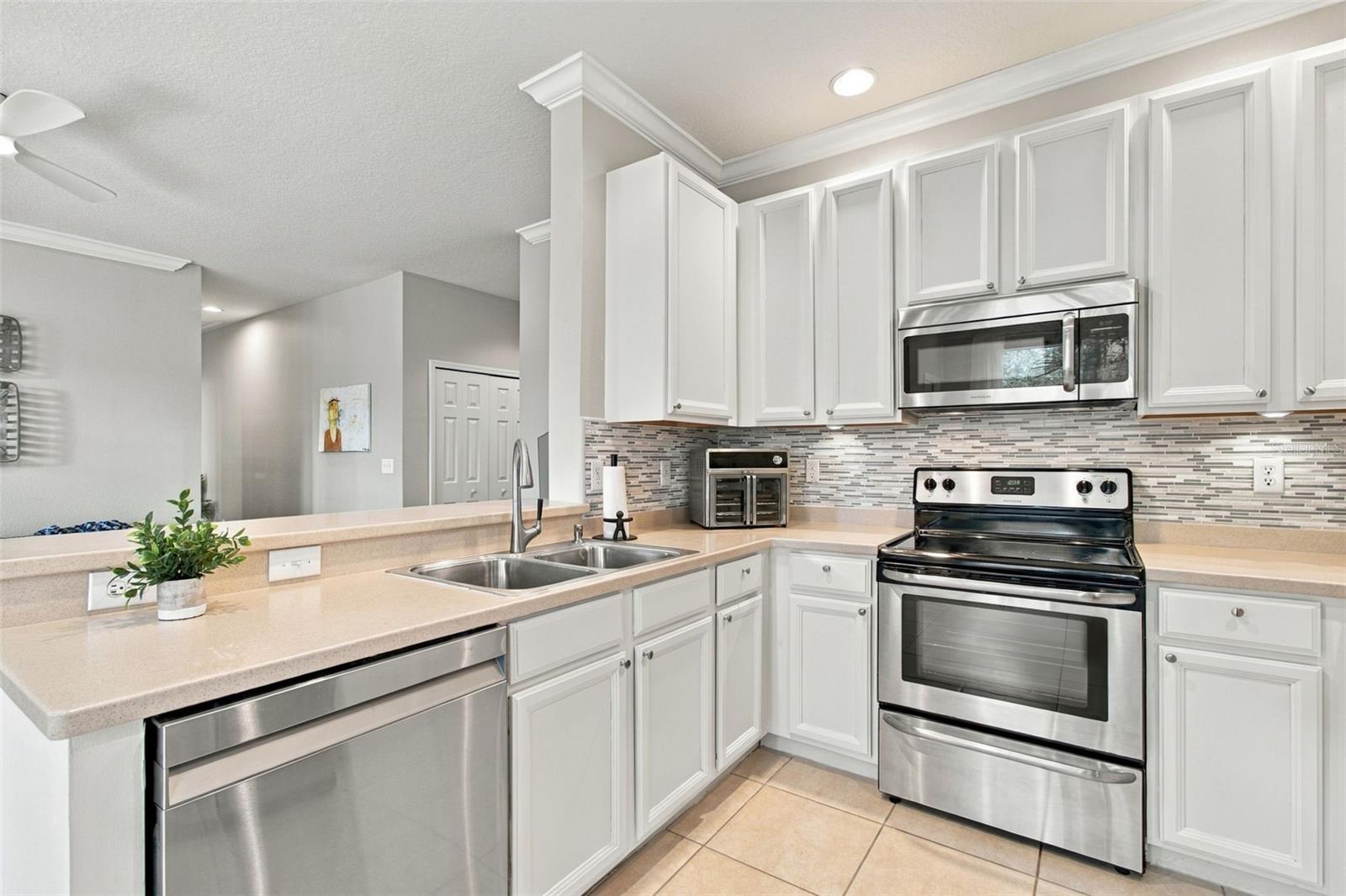 9420 GEORGIAN PARK LN #108 — photo 21