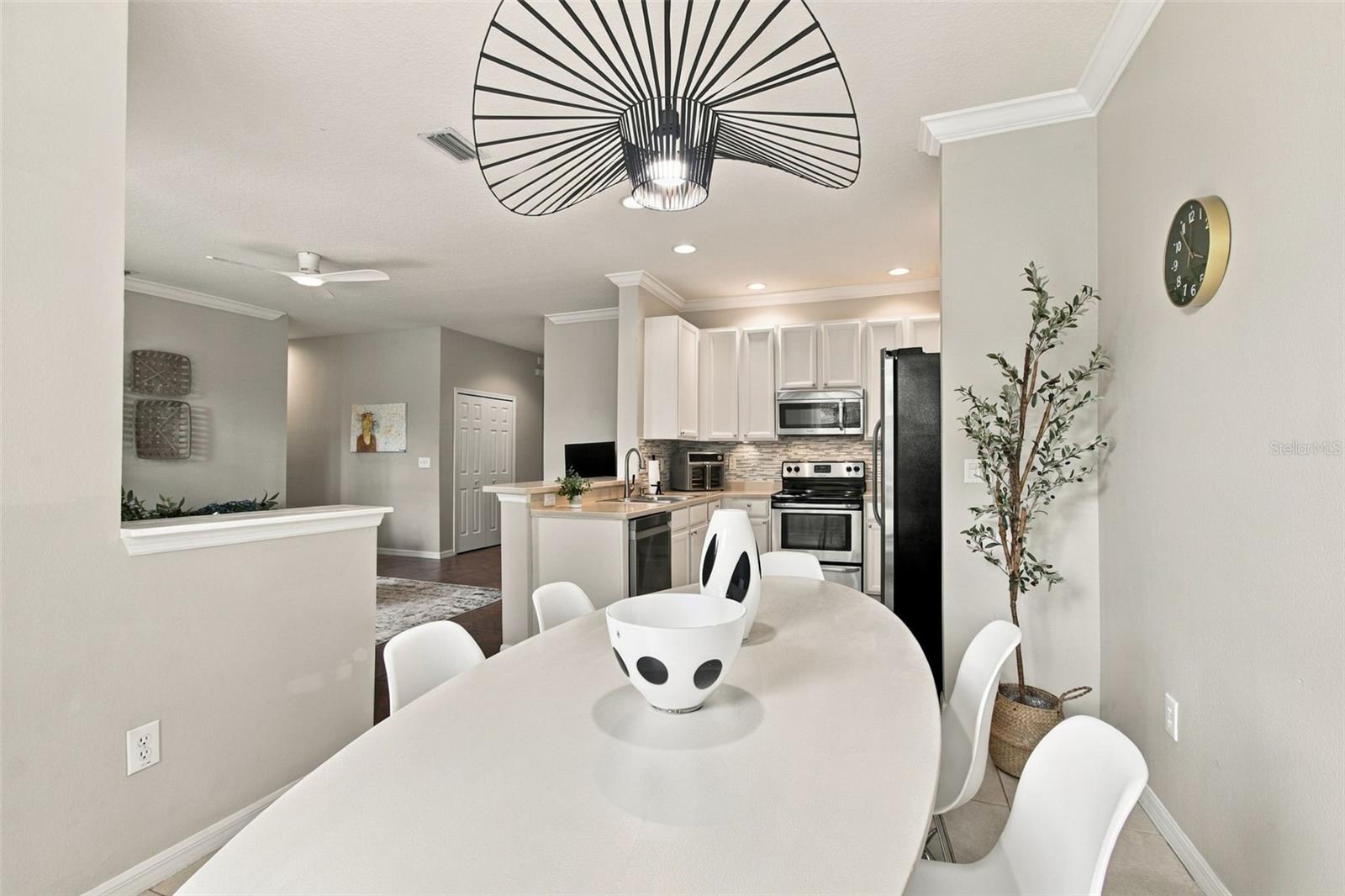 9420 GEORGIAN PARK LN #108 — photo 19
