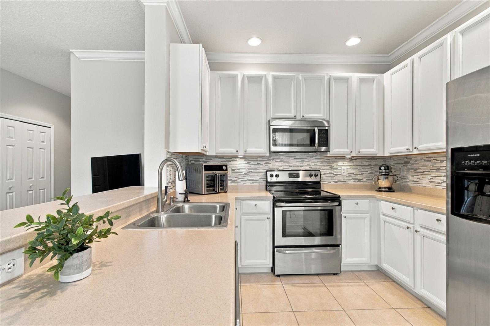 9420 GEORGIAN PARK LN #108 — photo 20
