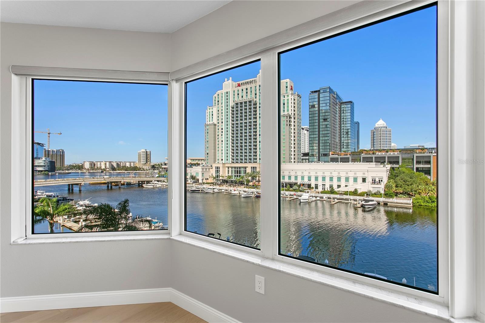 371 CHANNELSIDE WALK WAY #403 — photo 9