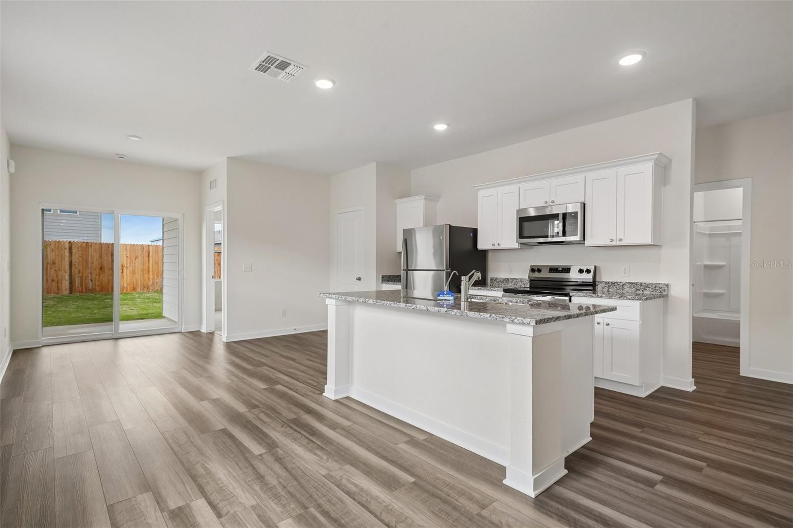 10543 CURVING CREEK — photo 28