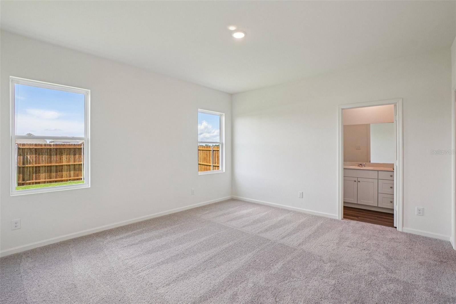 10543 CURVING CREEK — photo 37