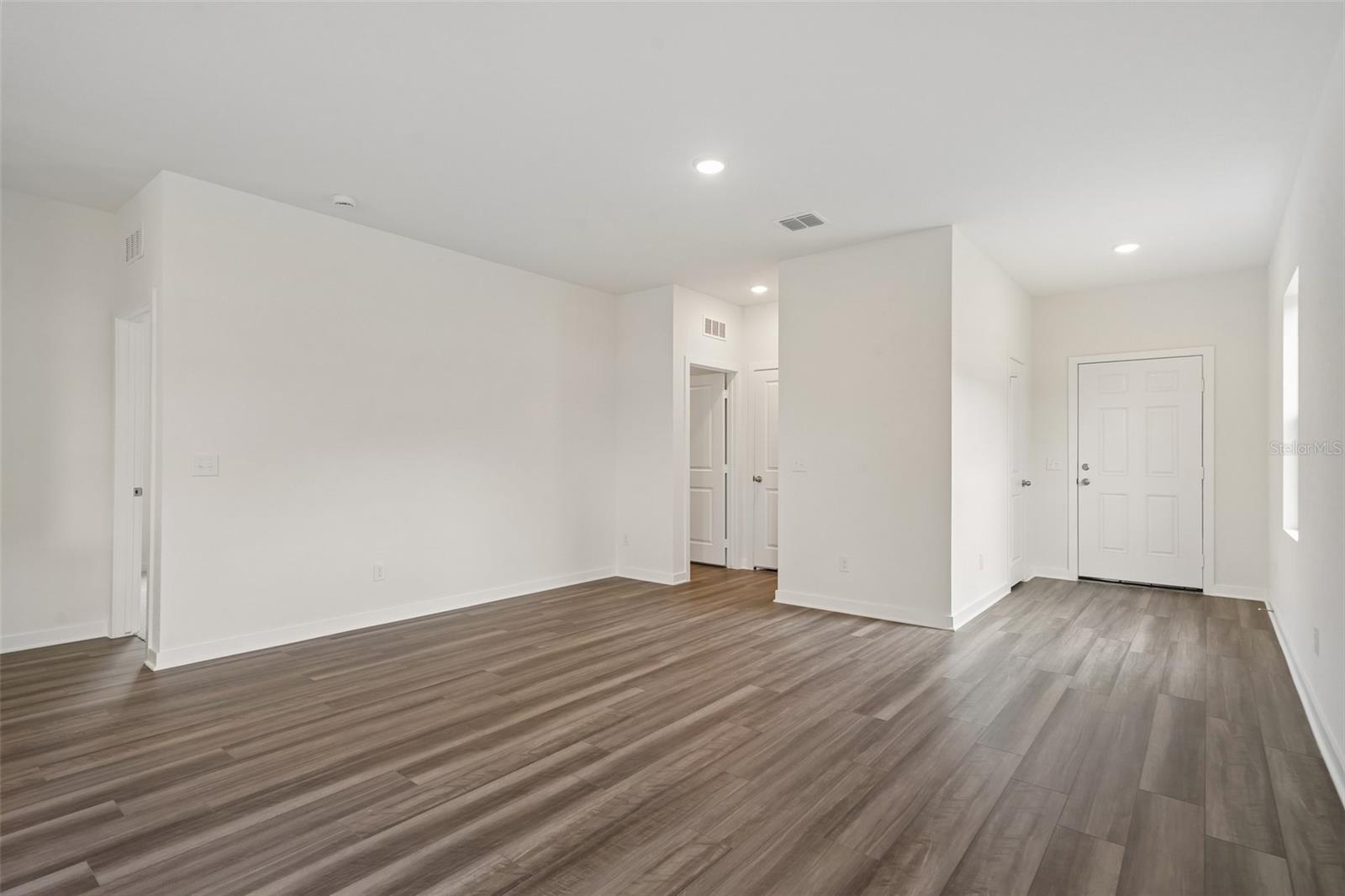 10543 CURVING CREEK — photo 14