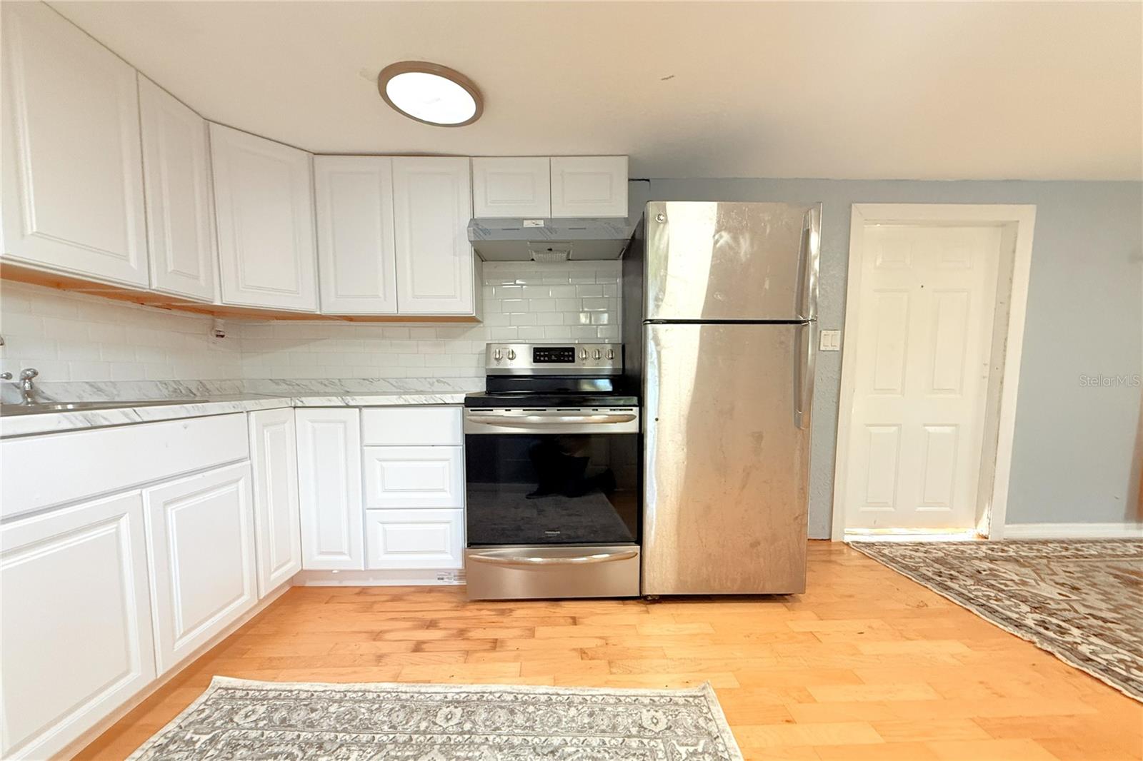 6905 AZLEE AVE — photo 13