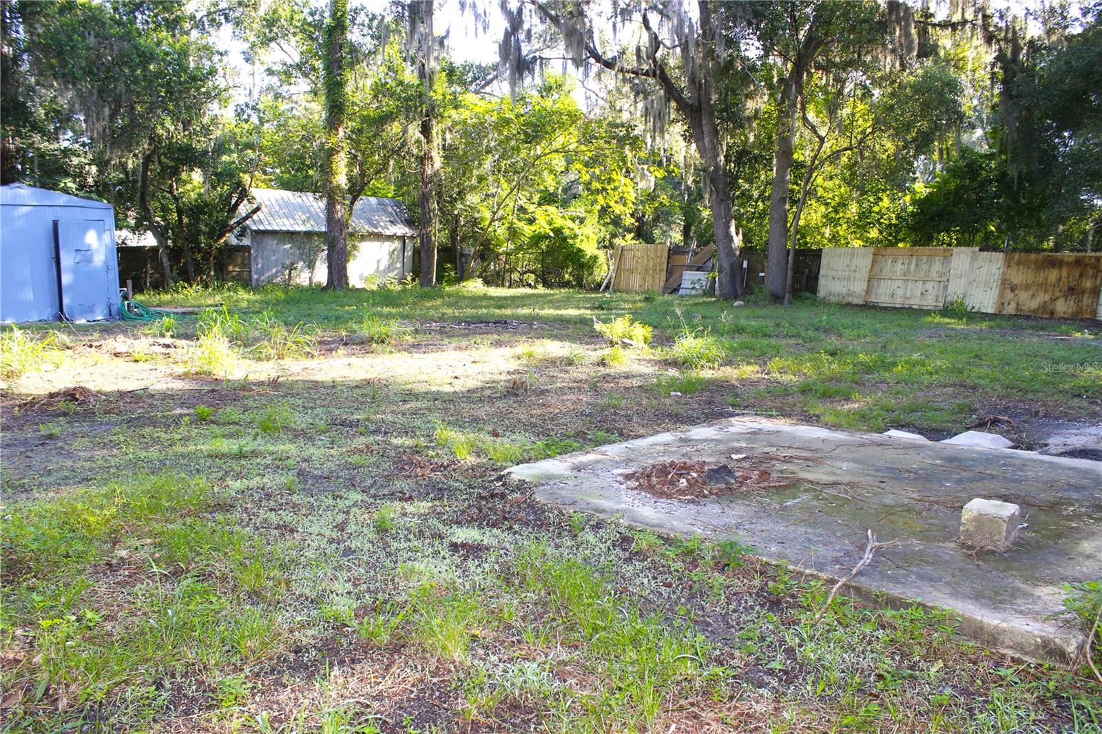 6905 AZLEE AVE — photo 34