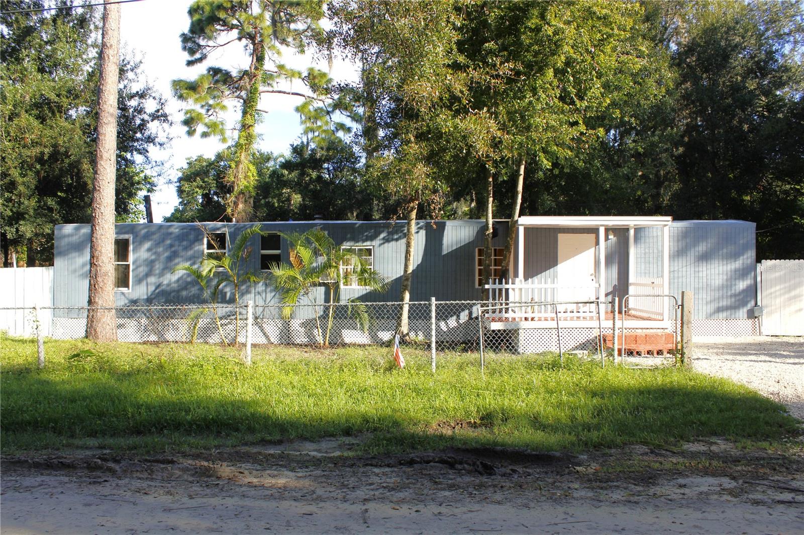 6905 AZLEE AVE — photo 2