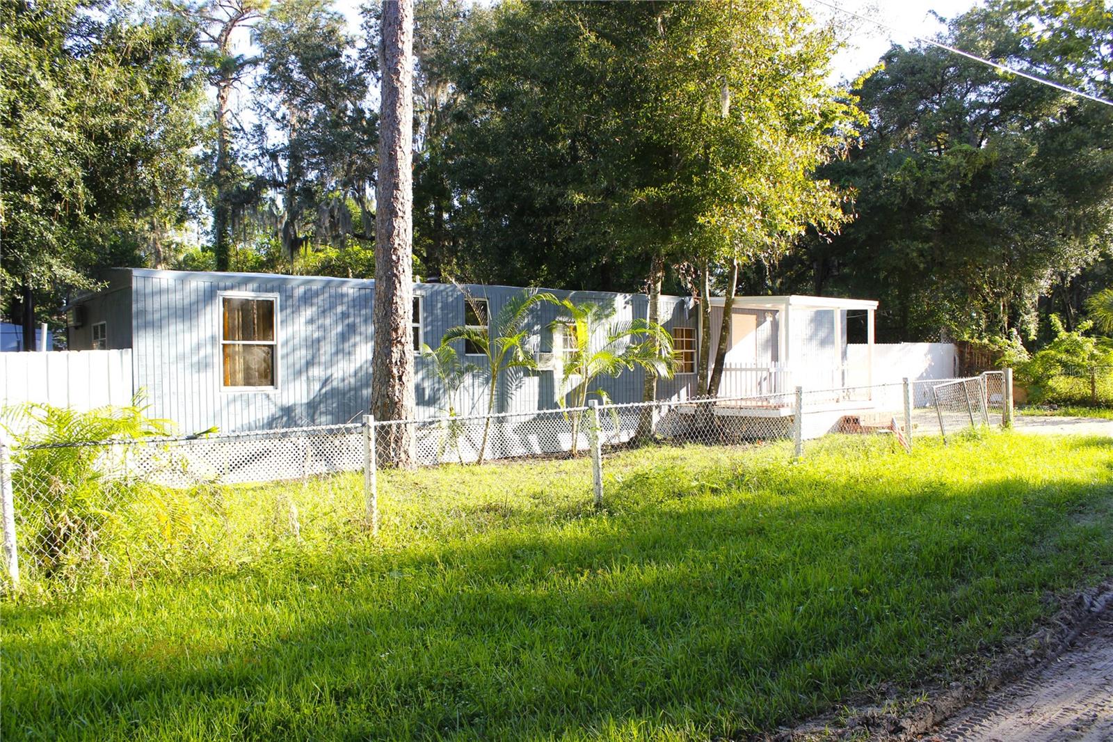 6905 AZLEE AVE — photo 3