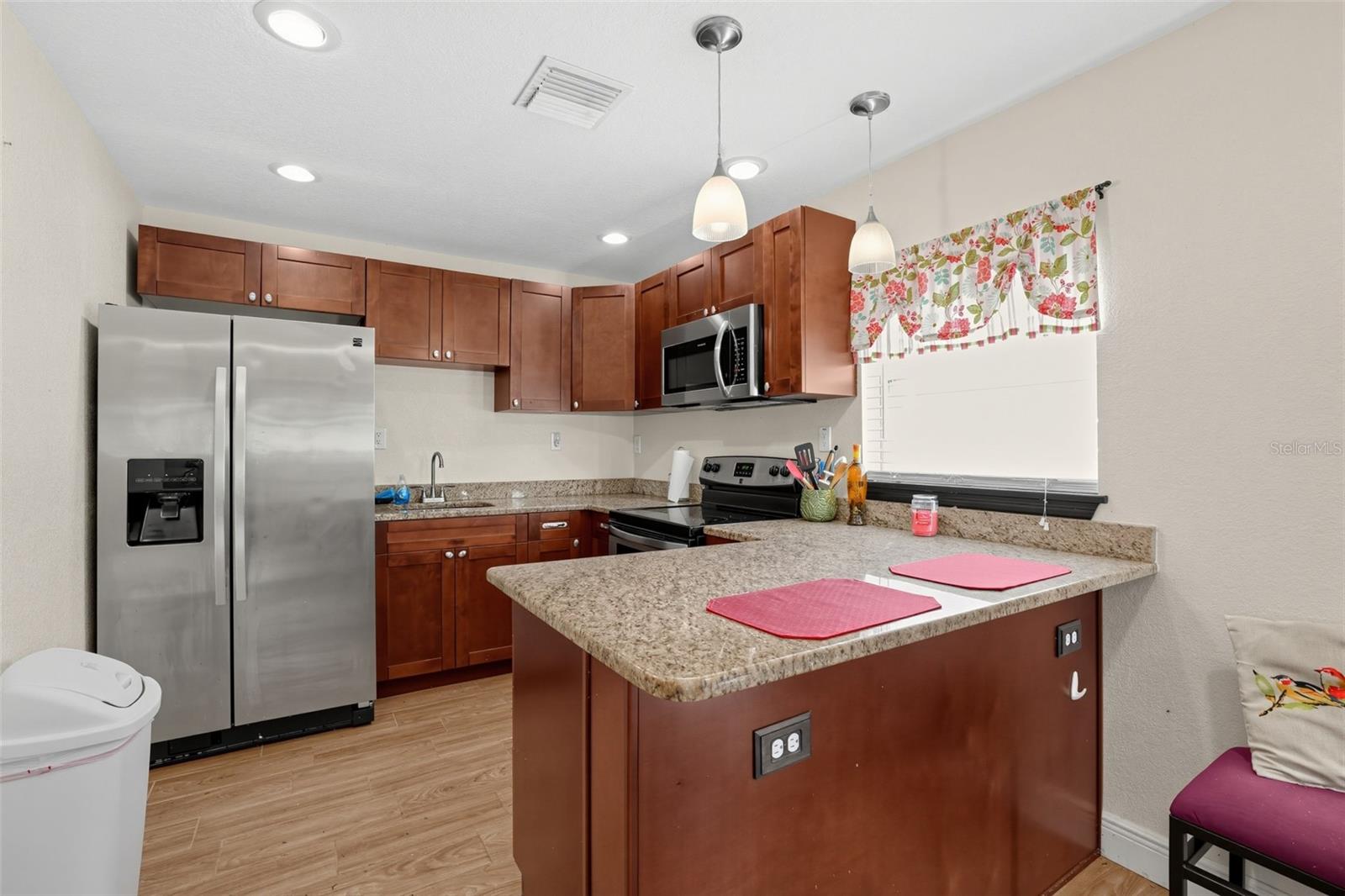 9124 FLINT ST — photo 17