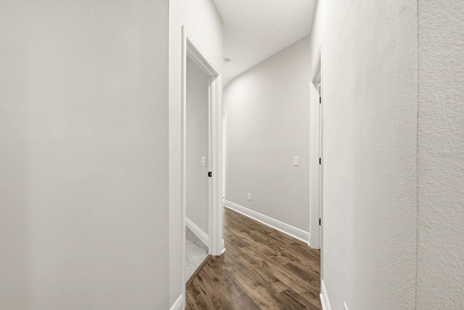 2432 FOGGY CREEK CIR — photo 22