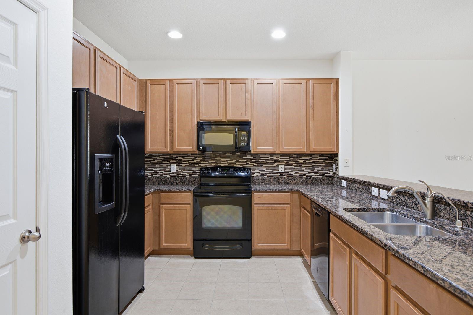 2334 BARRACUDA CT — photo 10