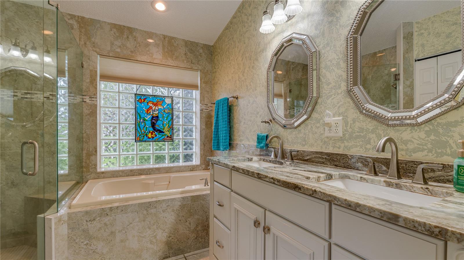 366 RAINFOREST CT — photo 24