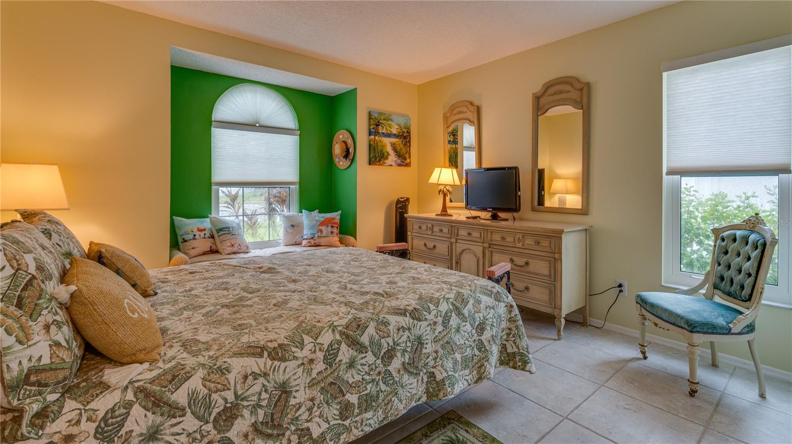 366 RAINFOREST CT — photo 36