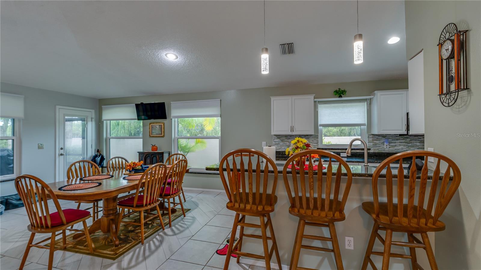 366 RAINFOREST CT — photo 14