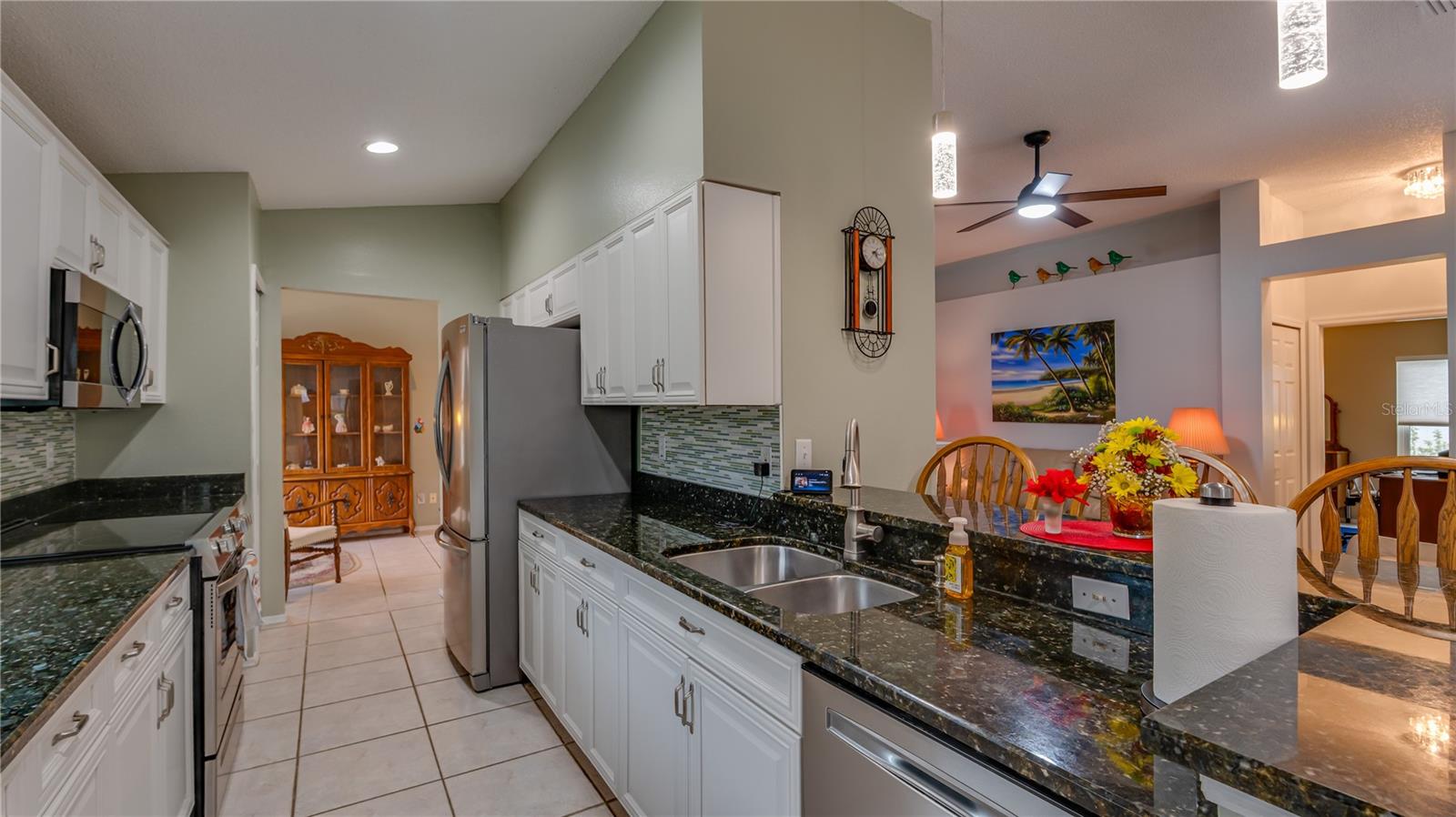 366 RAINFOREST CT — photo 10