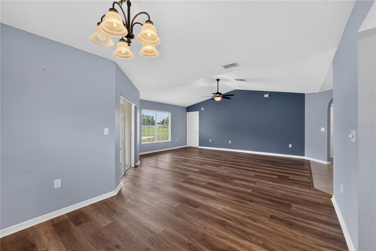11048 MOSHIE LN — photo 20