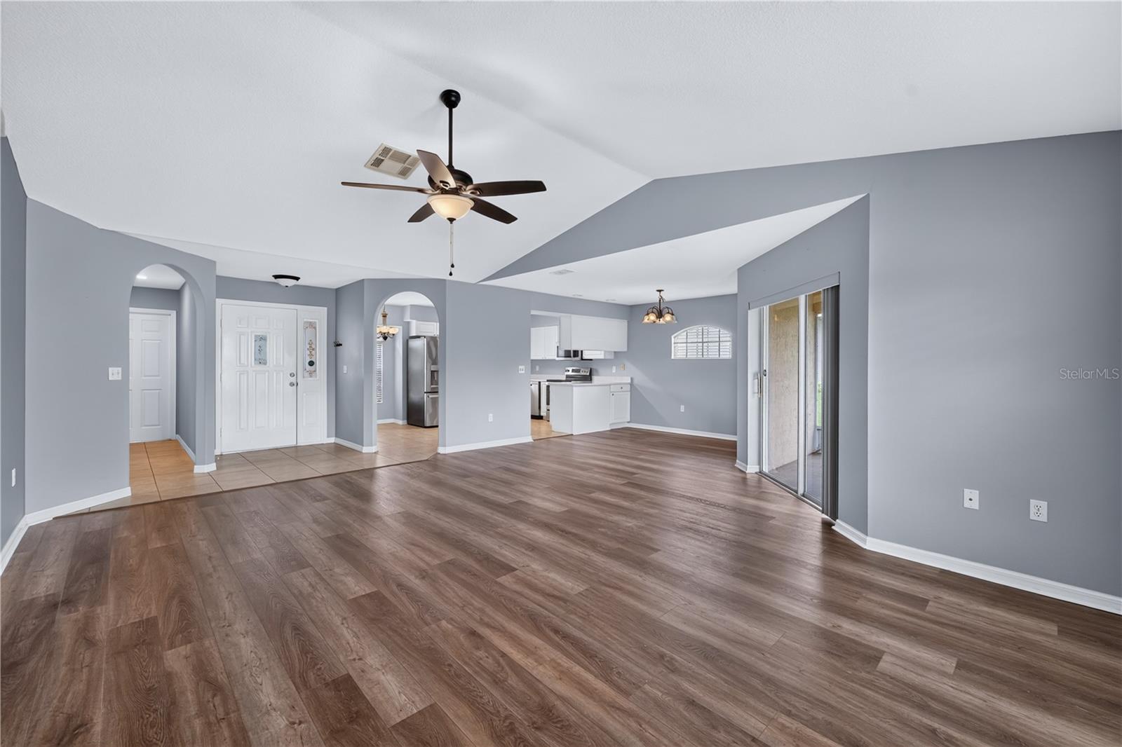 11048 MOSHIE LN — photo 12