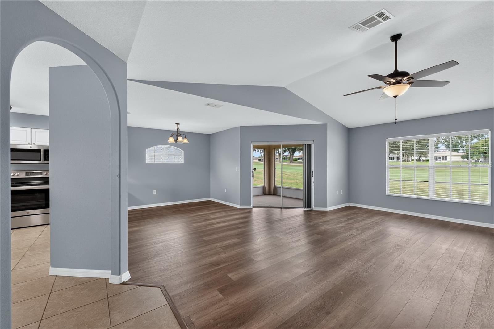 11048 MOSHIE LN — photo 9
