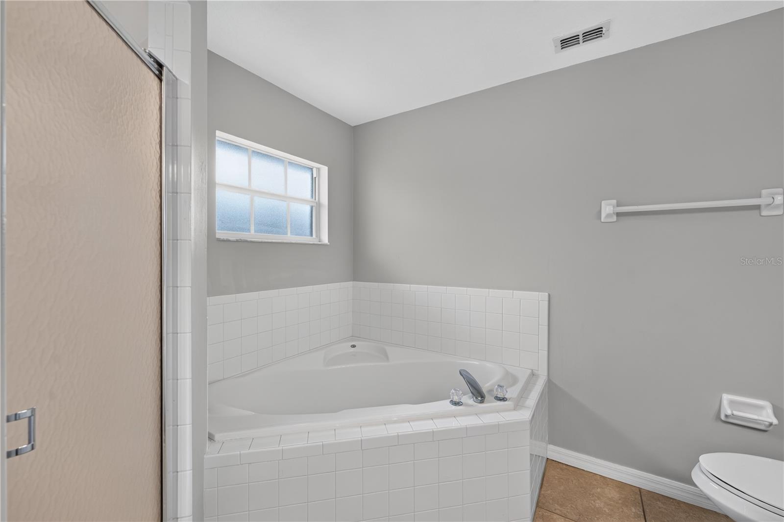 11048 MOSHIE LN — photo 32