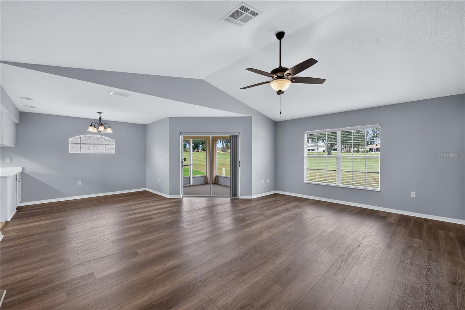 11048 MOSHIE LN — photo 10