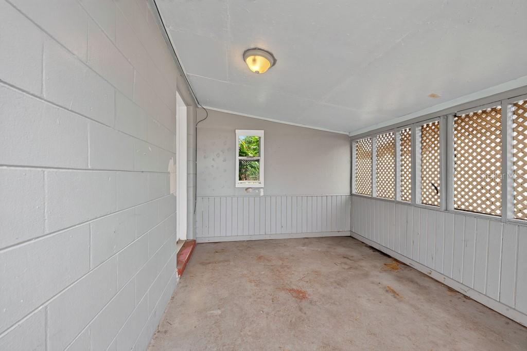5016 S 85TH ST — photo 35