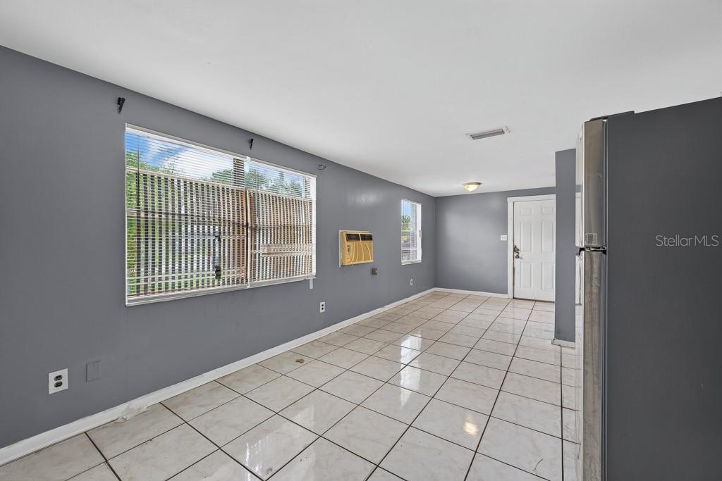5016 S 85TH ST — photo 9