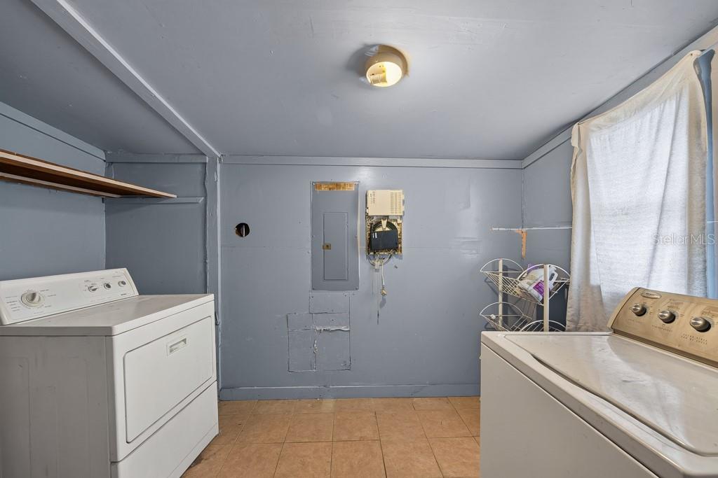 5016 S 85TH ST — photo 30