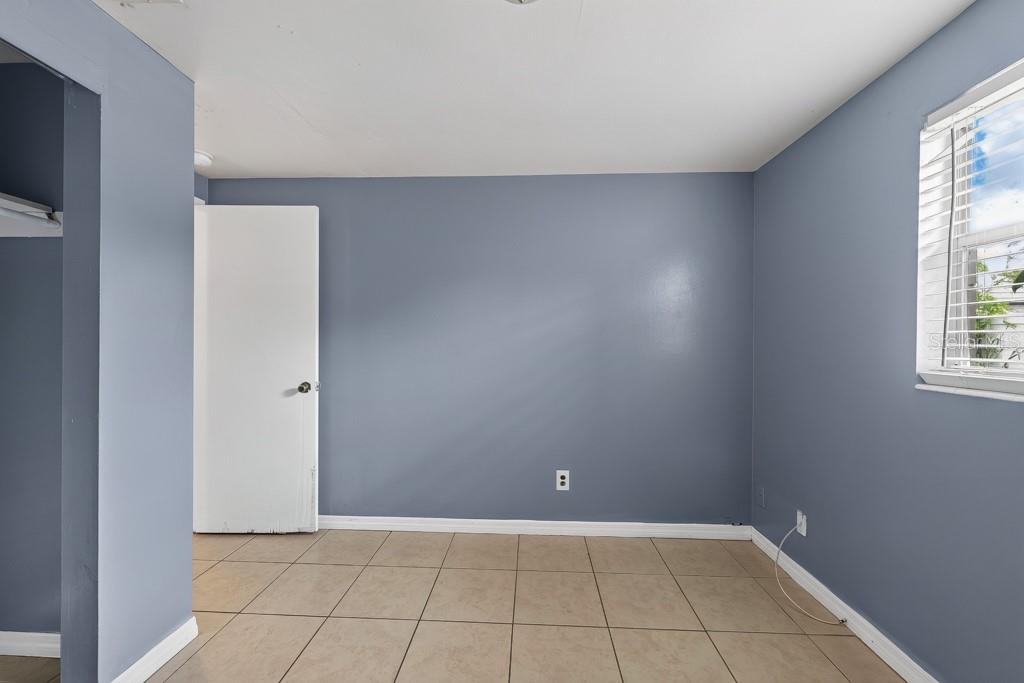 5016 S 85TH ST — photo 27