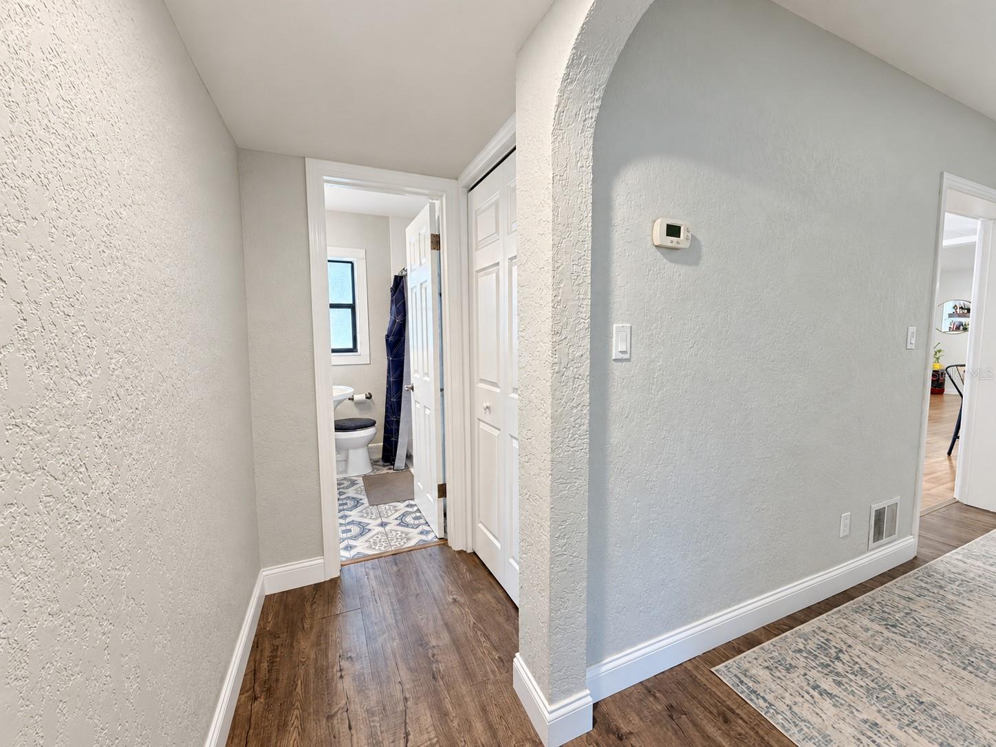1204 E NORTH ST — photo 14