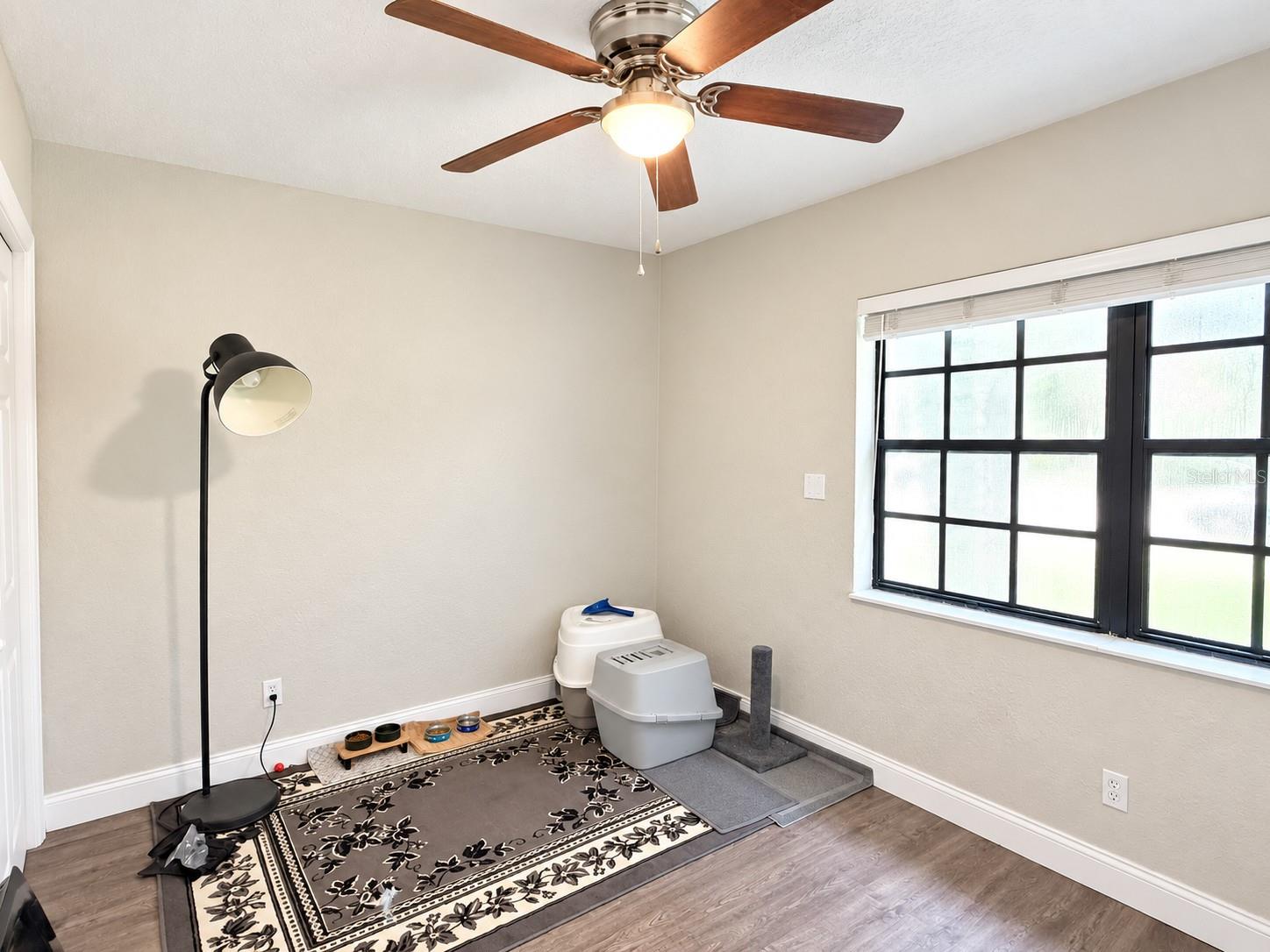 1204 E NORTH ST — photo 24