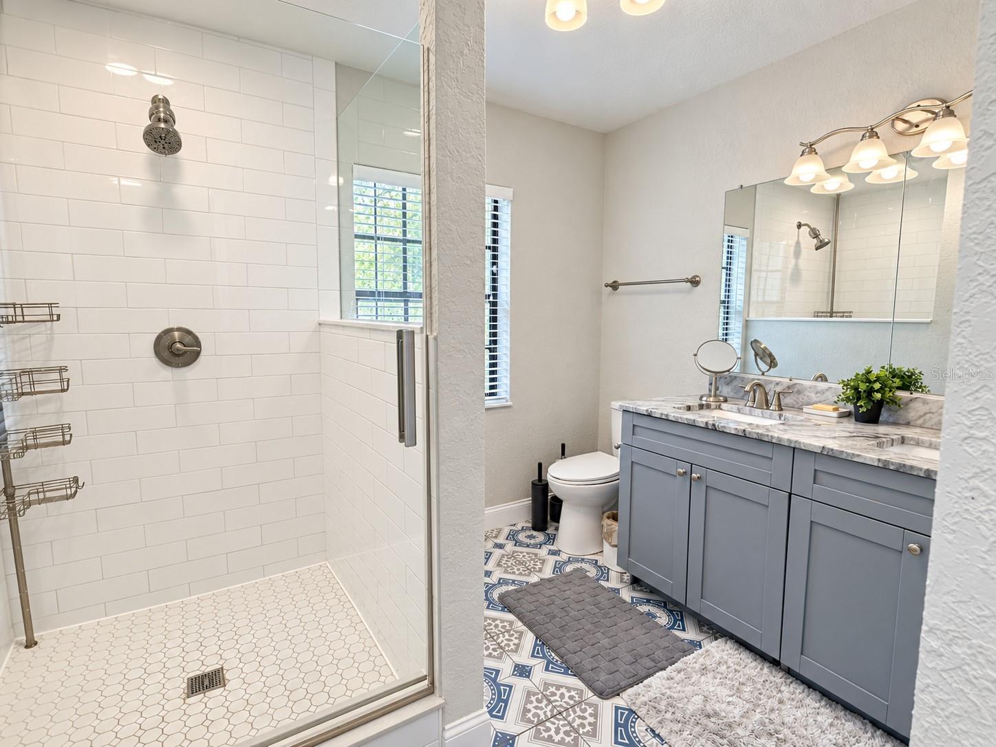 1204 E NORTH ST — photo 18