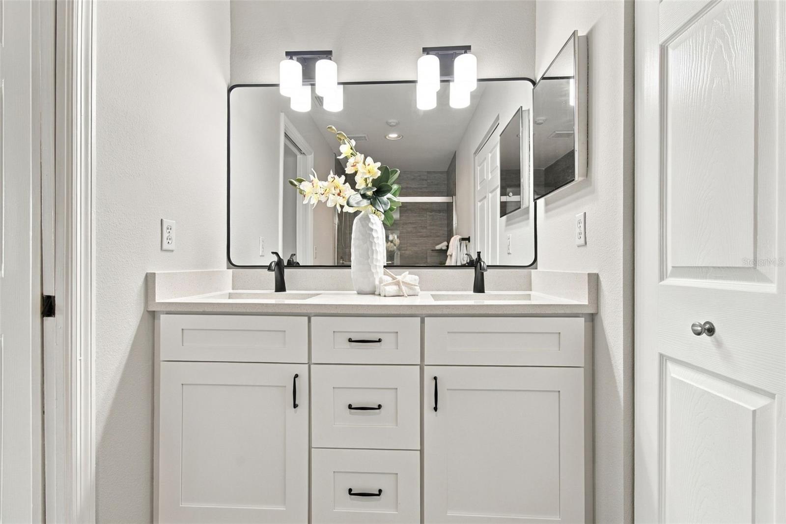4210 CADDIE DR E #202 — photo 35