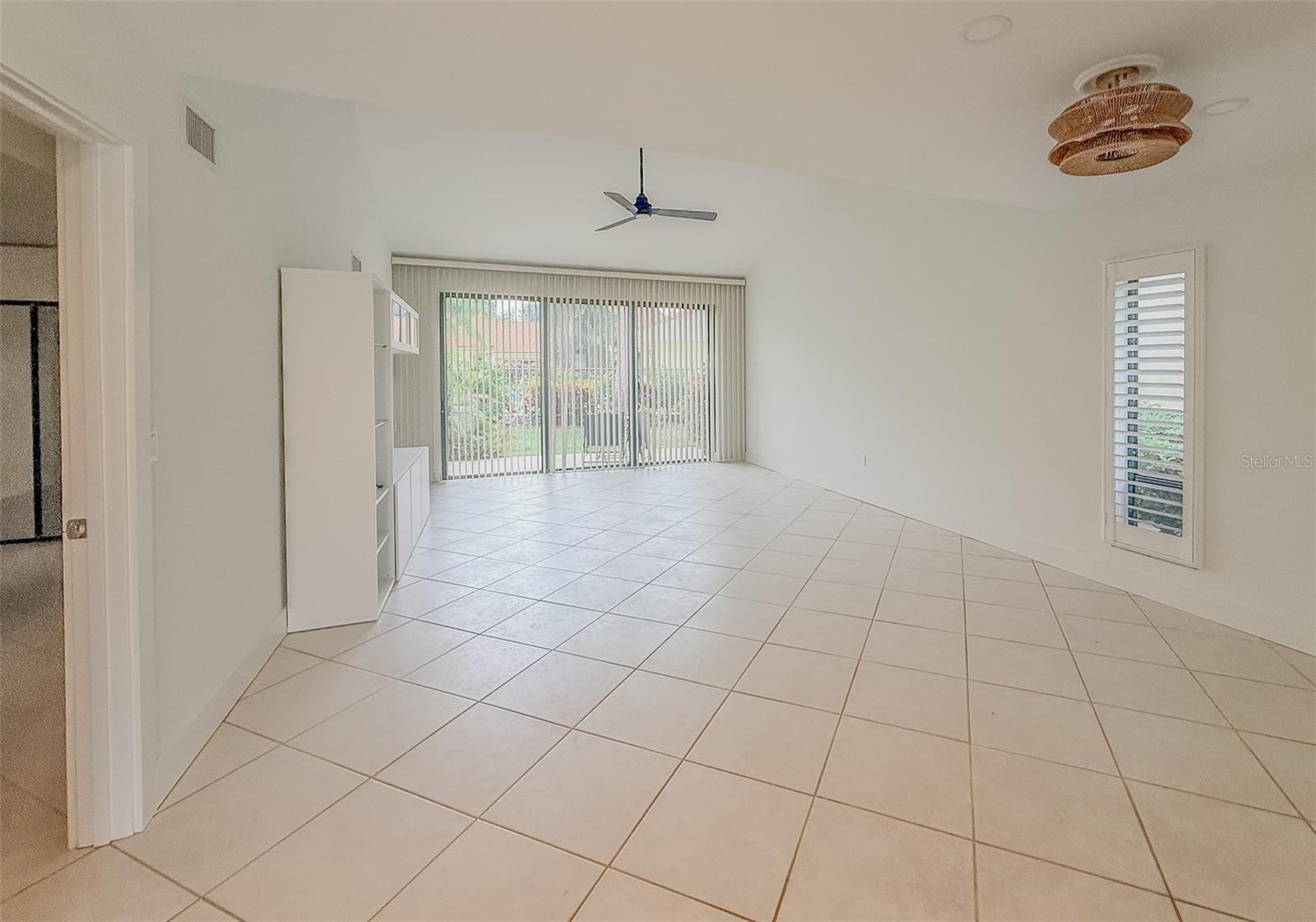 5312 HUNTINGWOOD CT #39 — photo 8