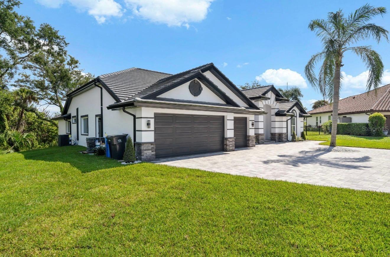 9701 PORT COLONY WAY — photo 4